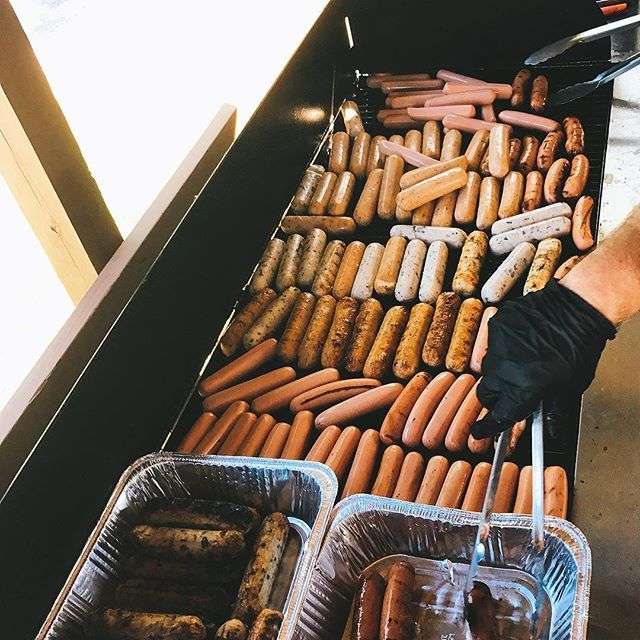 Can You Eat This Many Sausages In One Sitting We